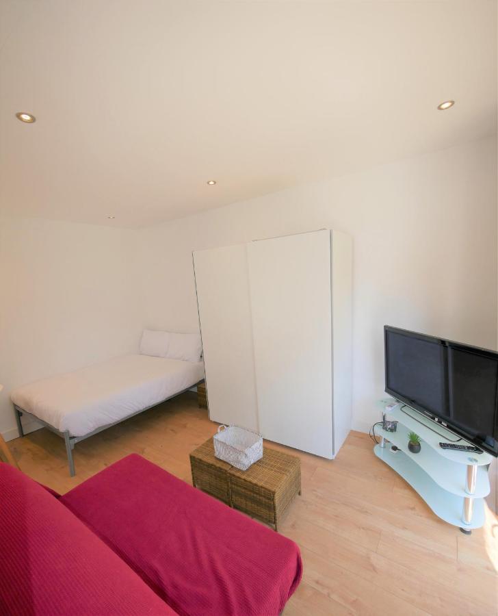 Turay Court Holiday Apartments บอร์นมัธ ภายนอก รูปภาพ