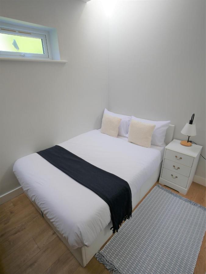 Turay Court Holiday Apartments บอร์นมัธ ภายนอก รูปภาพ