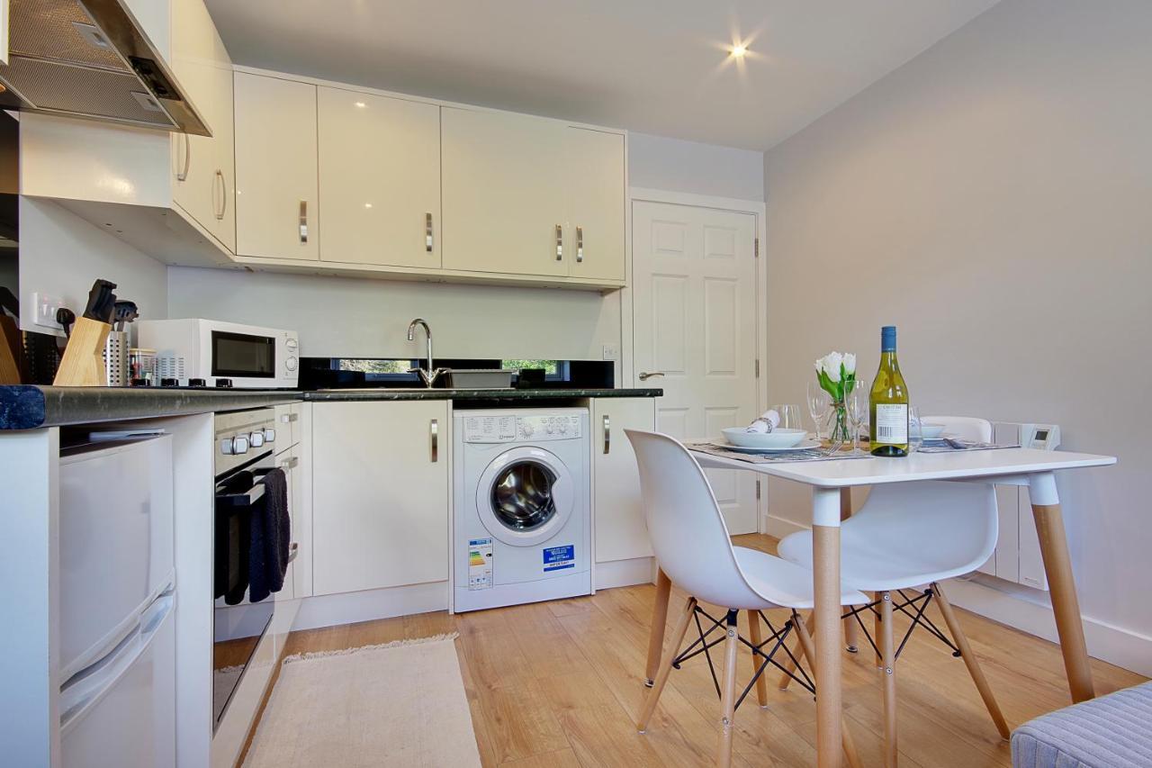 Turay Court Holiday Apartments บอร์นมัธ ภายนอก รูปภาพ