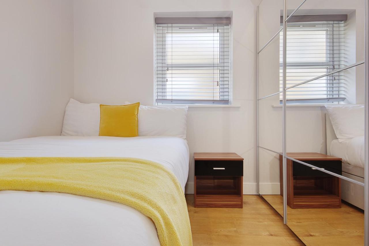 Turay Court Holiday Apartments บอร์นมัธ ภายนอก รูปภาพ