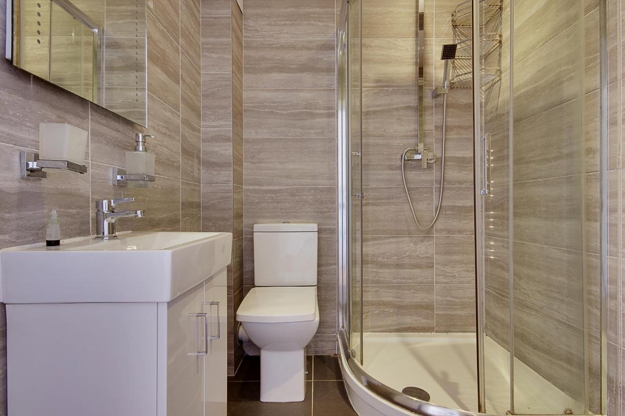 Turay Court Holiday Apartments บอร์นมัธ ภายนอก รูปภาพ
