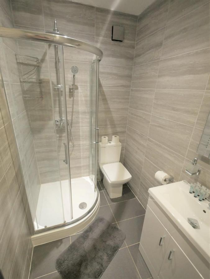 Turay Court Holiday Apartments บอร์นมัธ ภายนอก รูปภาพ